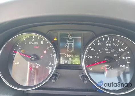 2015 Nissan Rogue Select S z USA, uszkodzony, nr VIN JN8AS5MV8FW259847